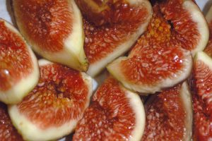Figs, just another ingredient for weird fruit beers - Source: Wikimedia Commons, Eric Hunt